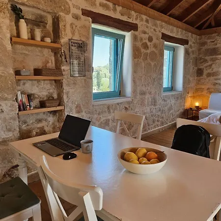 Light & Stone Villa, Kefalonia Lixouri