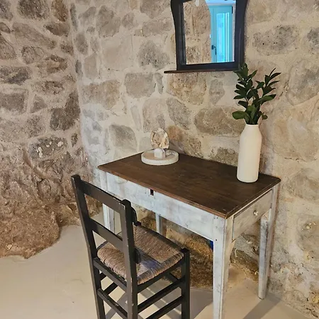 Light & Stone Villa, Kefalonia Lixouri
