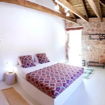 ヴィラ The House. Light & Stone. *